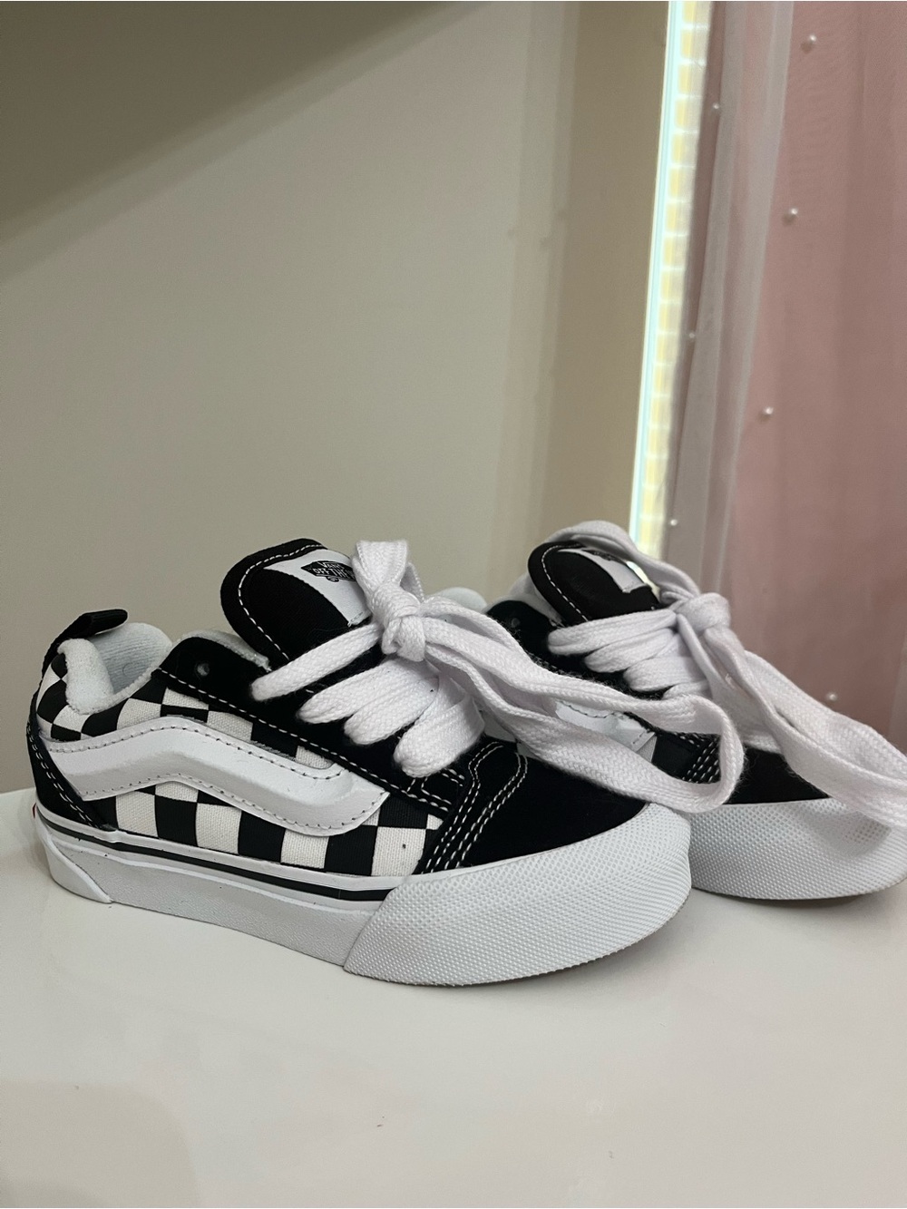 Kids Vans Old Skul Black & White Checkerboard Kids Only Worn 1 - Classic Low Top